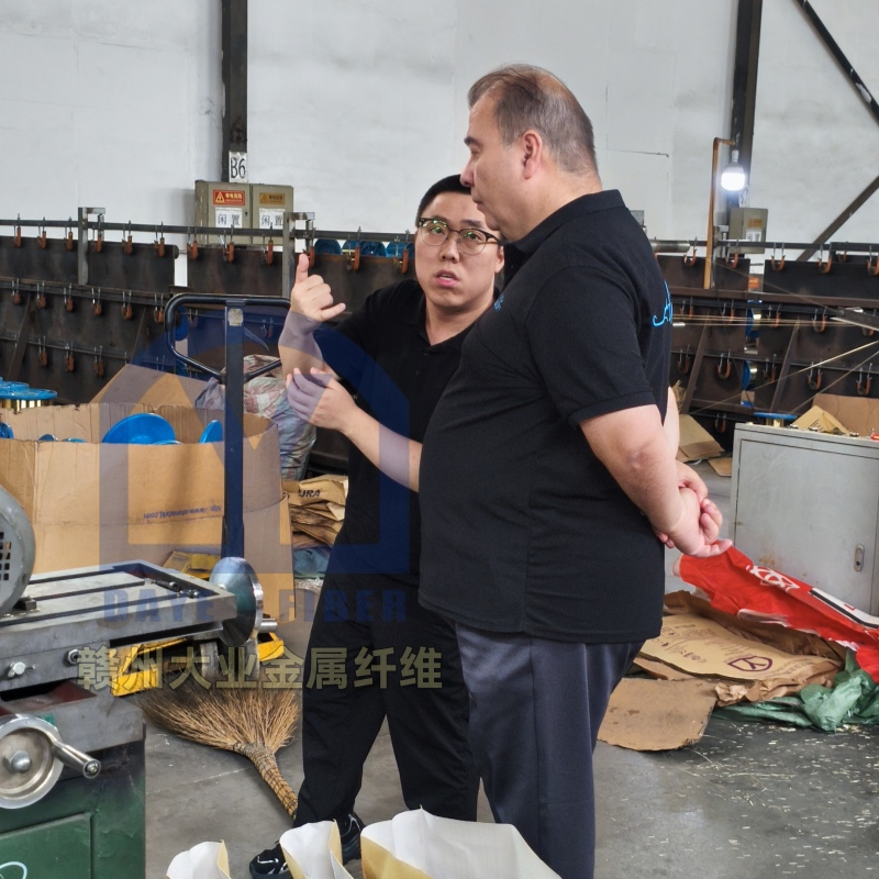 大業金屬今日迎來國際友人的參觀考察，感謝他的信任和支持